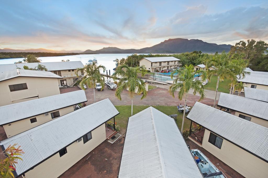Hinchinbrook Marine Cove Resort Lucinda Екстер'єр фото