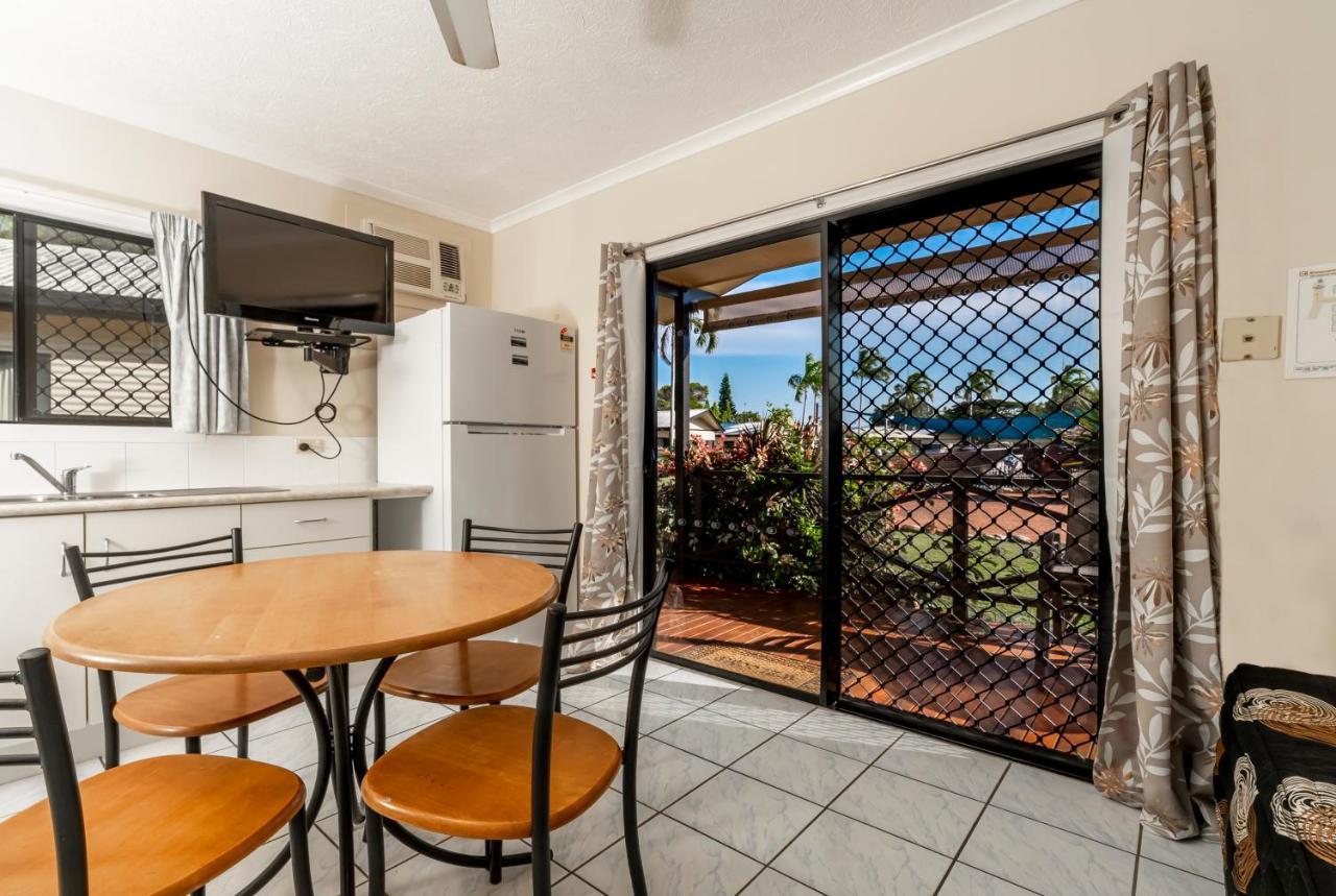 Hinchinbrook Marine Cove Resort Lucinda Екстер'єр фото