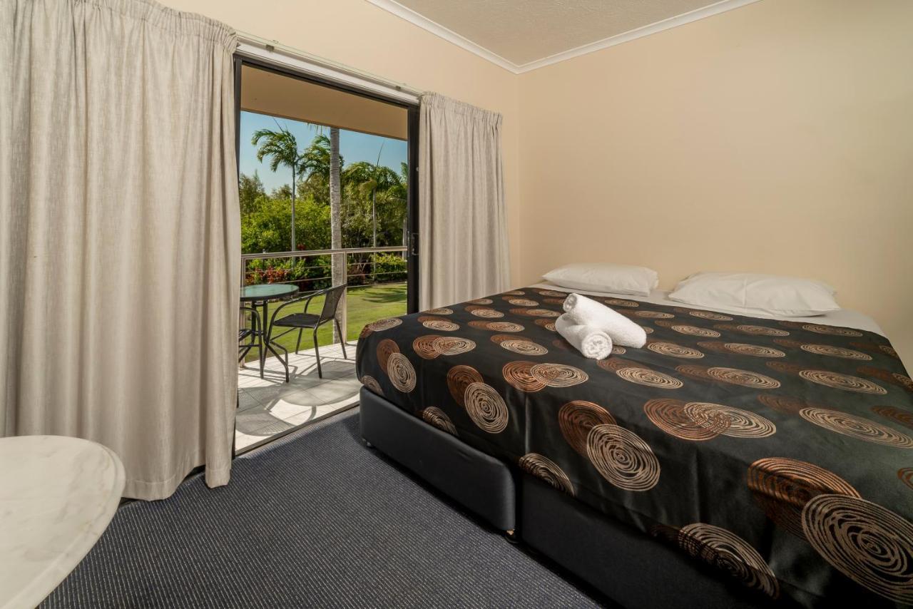 Hinchinbrook Marine Cove Resort Lucinda Екстер'єр фото