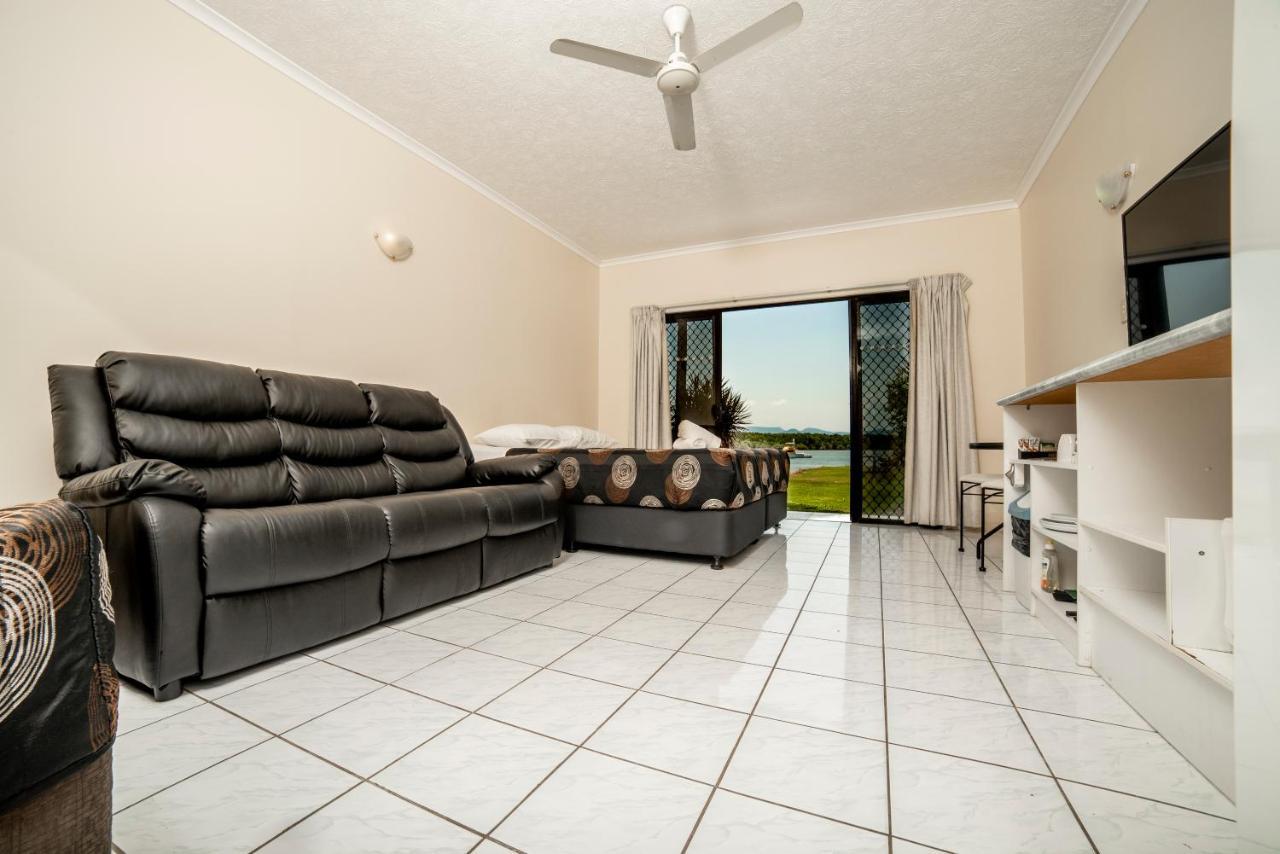 Hinchinbrook Marine Cove Resort Lucinda Екстер'єр фото